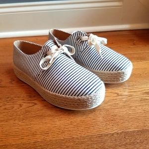 Bamboo Goodies-02 Canvas Platform Sneakers